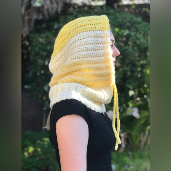 New Soft Crochet Hooded Cowl, Hooded Neck-warmer, Infinity Scarf W/Hood Handmade - Picture 5 of 7